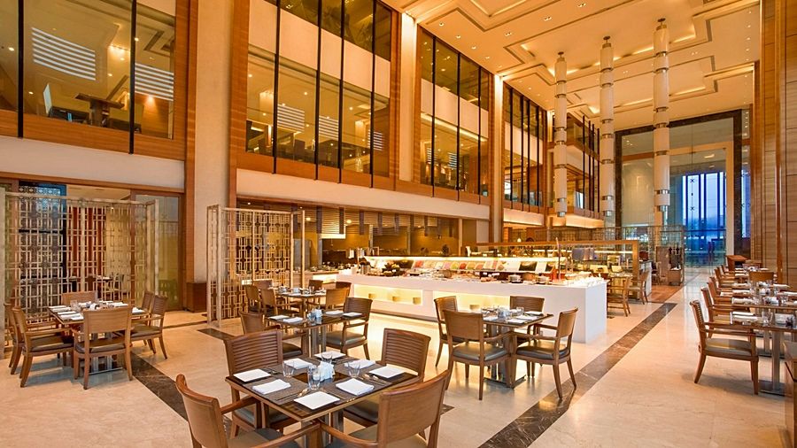 Hotel Courtyard By Marriott Ahmedabad Exterior foto